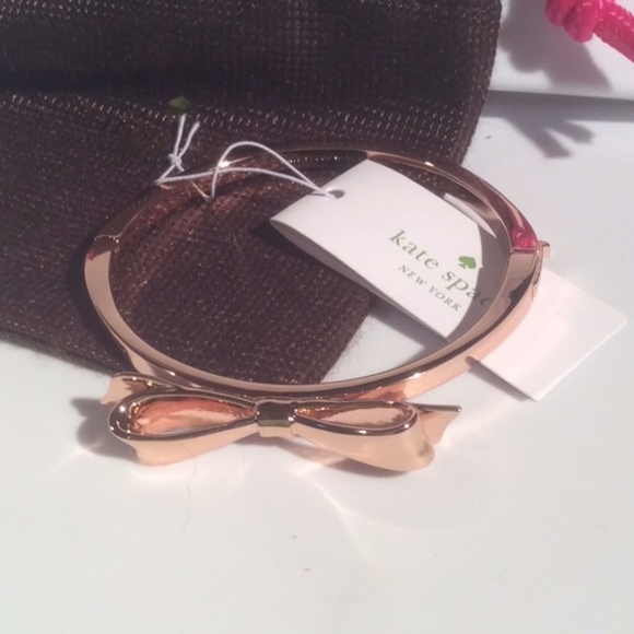 kate spade Jewelry - NWT🌟Kate spade Bow Bangle